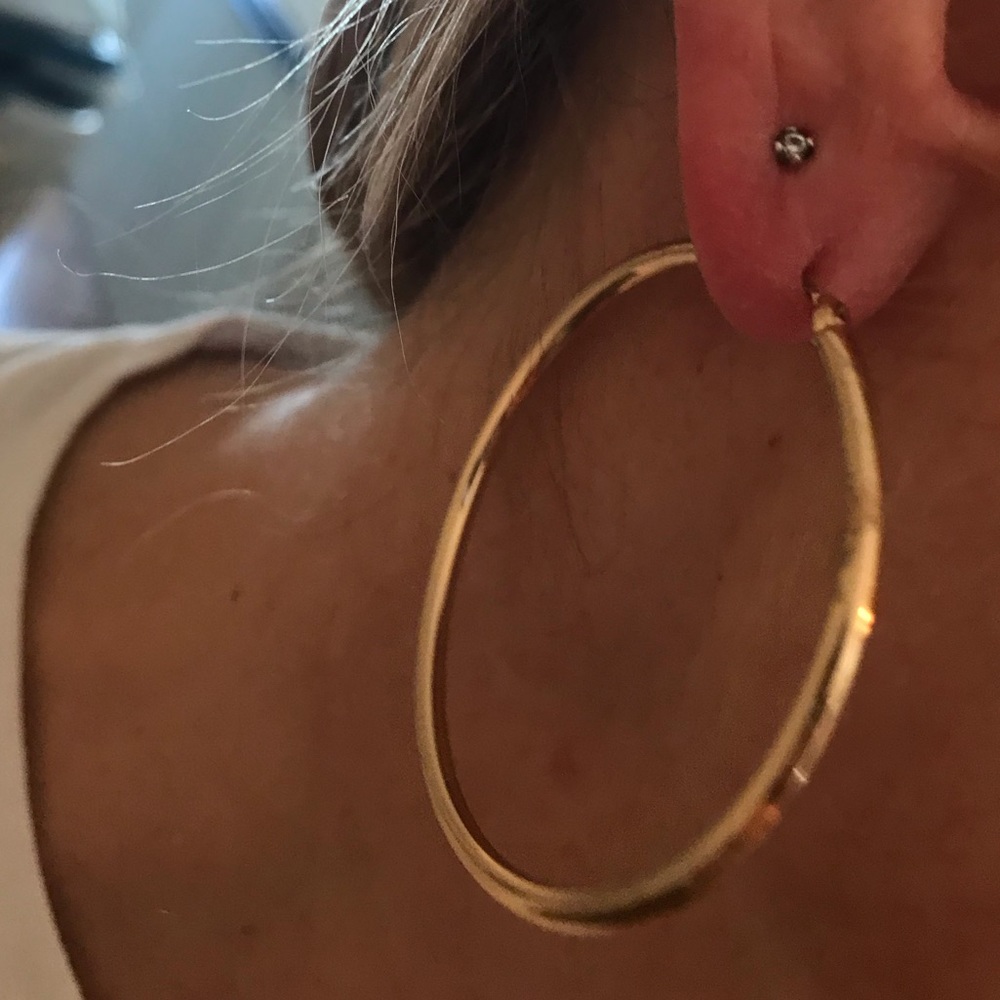 Gold hoop Earrings